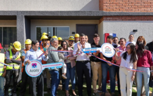 Che Róga Porã 2.0: Gobierno entrega 10 viviendas y apunta a 200.000