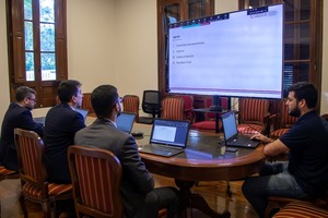 El déficit fiscal de abril se ubicó en 0,5% - .::Agencia IP::.