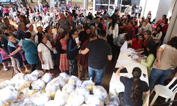 770 mujeres recibieron asistencia en jornada especial para ellas