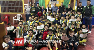 CAMBYRETÁ HOMENAJEA A SUS CAMPEONES DEL INTERDISTRITAL 2025