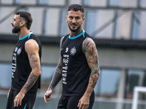 Darío Benedetto sufrió una nueva lesión y no viaja a Pedro Juan Caballero - Olimpia - ABC Color