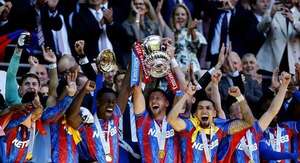 Crystal Palace se alza un histórico título - Fútbol Internacional - ABC Color