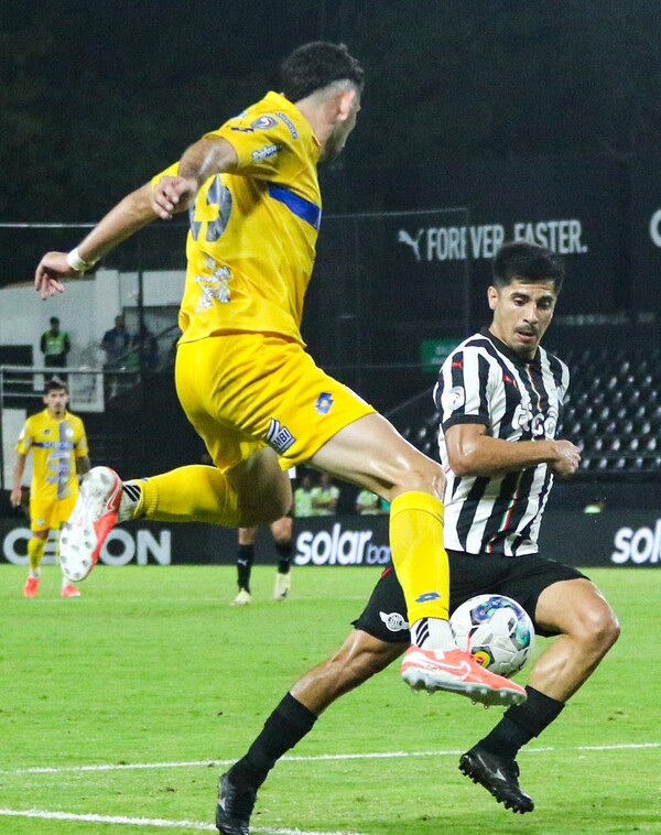 Libertad sigue frenado y apenas salvó un punto ante Trinidense - La Tribuna