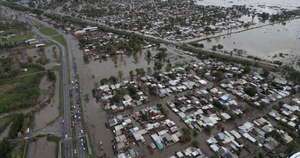 La Nación / Miles de evacuados por intensas lluvias