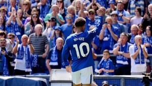Ndiaye honra a Goodison Park