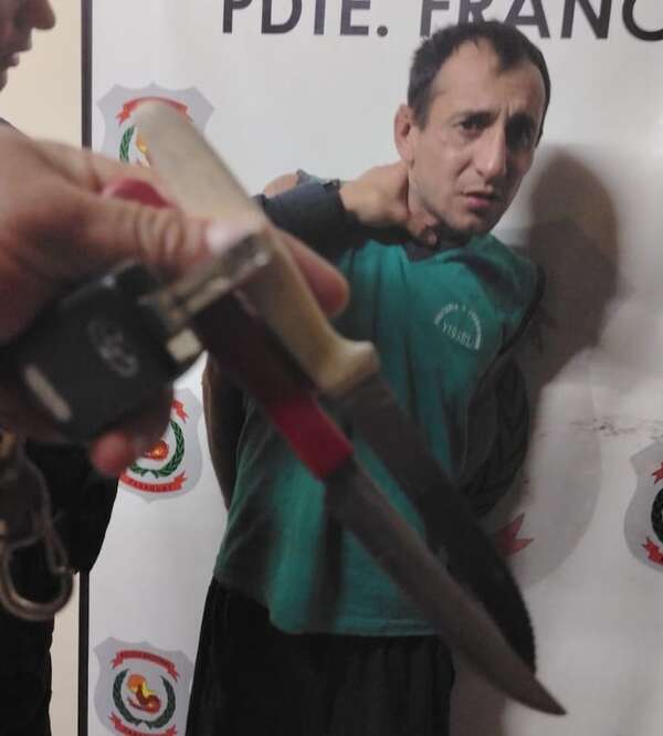 Detienen a un hombre que atacó con cuchillo a su pareja - ABC en el Este - ABC Color