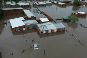 Más de 7.500 evacuados por intensas lluvias en Argentina - .::Agencia IP::.