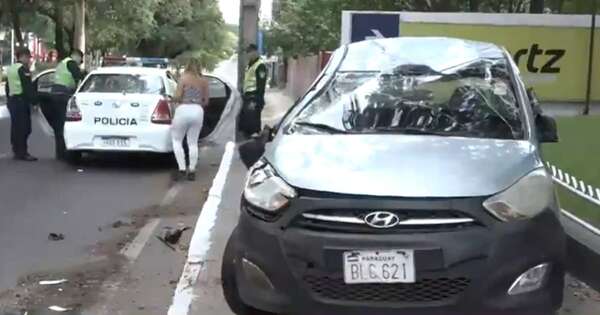 La Nación / Reportan choque y vuelco de vehículo en la avenida Mariscal López