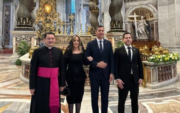 Latorre en el Vaticano refuerza su fuerte vínculo con la Iglesia Católica - ADN Digital