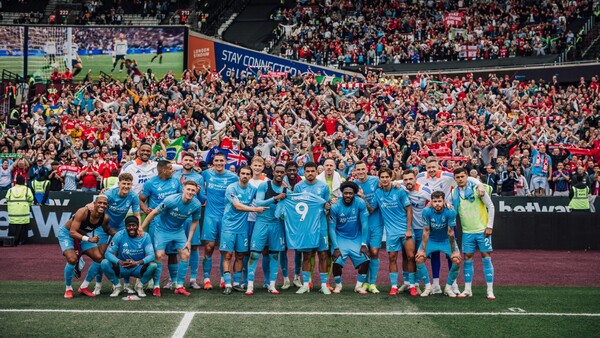 El Nottingham Forest agita el esprint por la ‘ Champions’