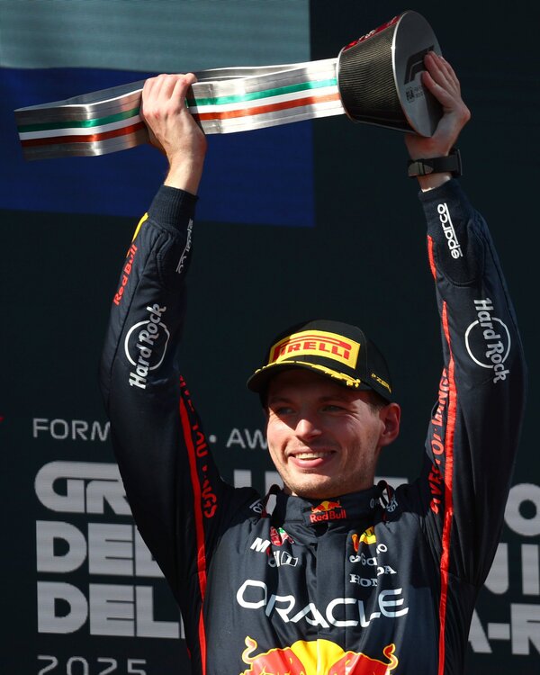 F1: Verstappen rompe con el dominio de McLaren y triunfa en el GP de Imola - 1000 Noticias
