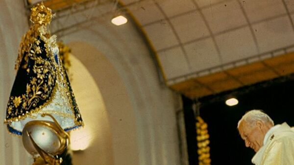 Histórica visita: Hace 37 años Juan Pablo II festejaba su cumpleaños en Paraguay
