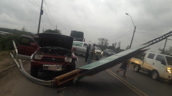 Tormenta severa azota Paraguay con vientos de 150 km/h