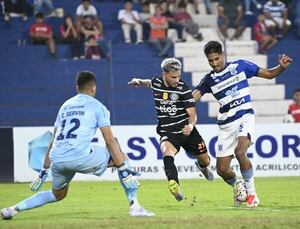 Olimpia se frena en la “Terraza” y queda con las manos vacías - Fútbol - ABC Color