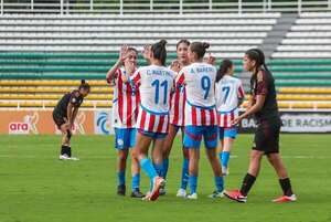 Sudamericano Femenino Sub 17: Paraguay aplasta a Perú, con 7-1 - Fútbol Internacional - ABC Color