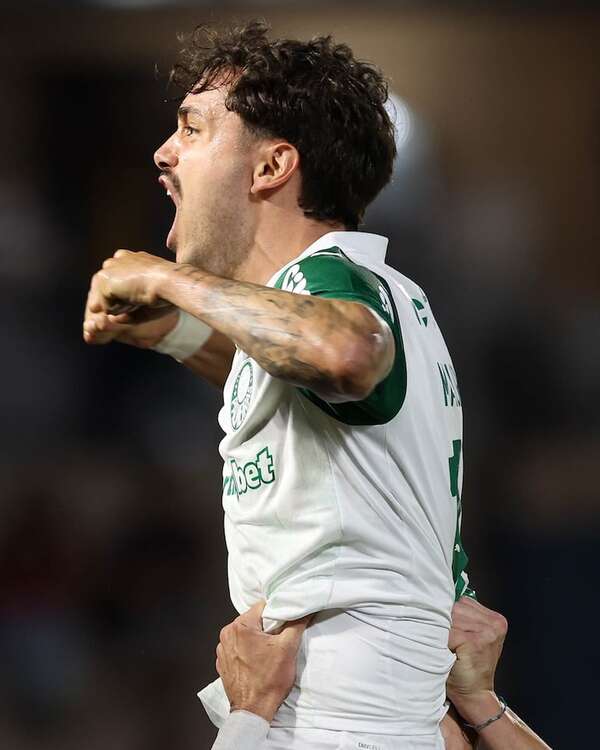 Brasileirão: Palmeiras remonta y sigue firme arriba - Fútbol Internacional - ABC Color
