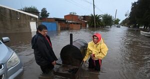 La Nación / Argentina: un muerto, tres desaparecidos y casi 2.000 evacuados por inundaciones