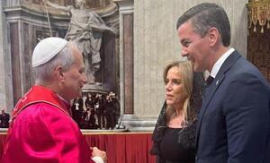 El presidente Santiago Peña participó de la entronización del Papa León XIV en el Vaticano
