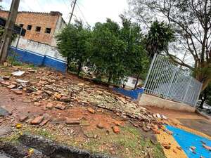 MEC: cae muro de escuela Blas Garay, largamente postergada - Nacionales - ABC Color