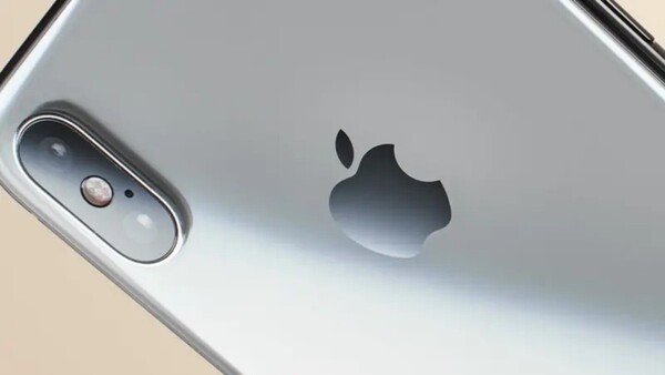 Rusia multa por primera vez a Apple por no eliminar propaganda LGTB
