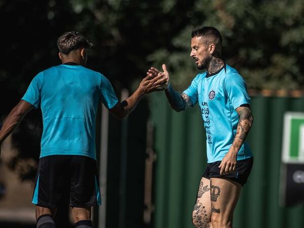 Darío Benedetto y sus dos goles en Olimpia: a la Reserva de Platense y a Flandria - Olimpia - ABC Color