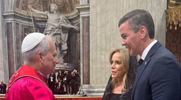 Peña invitó al papa León XIV a visitar Paraguay - Noticiero Paraguay