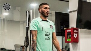 Olimpia lo hace oficial: Gastón Olveira hasta el 2029