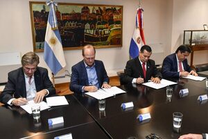Paraguay y Argentina firman el acuerdo de Yacyreta.