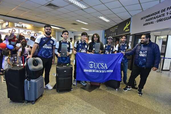 Club de Robótica UCSA logró dos premios en competencia mundial - Mundo empresarial - ABC Color