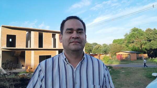 Ñemby: denuncian a funcionaria municipal de percibir doble salario - Nacionales - ABC Color