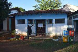 Clausuran aula por peligro de derrumbe del techo de un colegio en Santaní - Nacionales - ABC Color