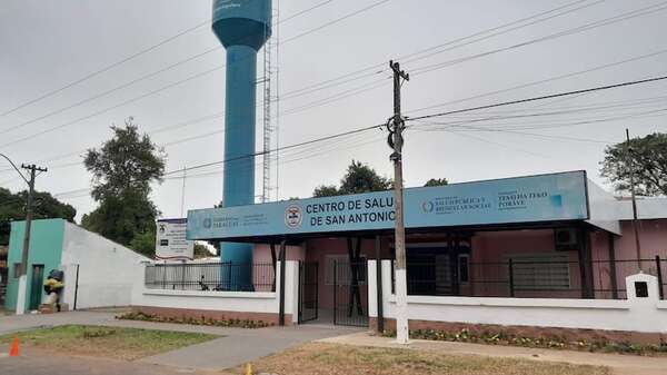San Antonio: mujer picada por alacrán denuncia que esperó casi dos horas para ser atendida en el centro de salud - Nacionales - ABC Color
