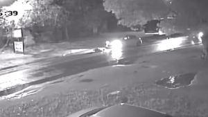 Video: Octogenario fue atropellado dos veces y luego fue detenido por orden de captura pendiente