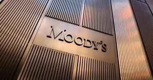 Moody's baja nota a Estados Unidos en Aa1