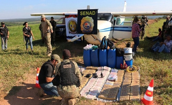 Oficialismo podría frustrar hoy la ley que habilita el derribo de narcoaviones - OviedoPress