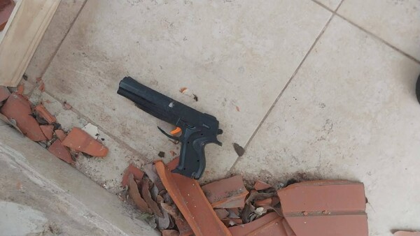 Hombre mata a presunto ladrón que entró a su vivienda con arma de juguete | Unicanal