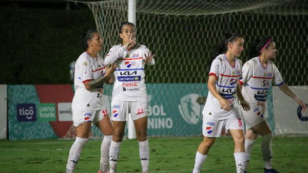 Intensa disputa en el femenino