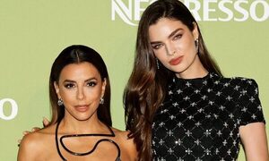 (GALERÍA) ¡Nadia Ferreira opacó a famosa actriz en belleza ndaje!