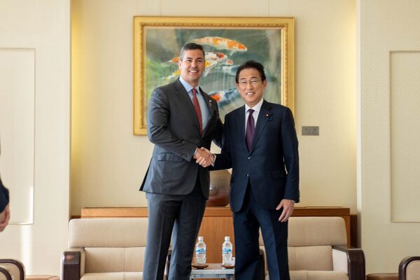 Japón: Peña agradece a exprimer ministro por constante interés en fortalecer lazos con Paraguay - .::Agencia IP::.