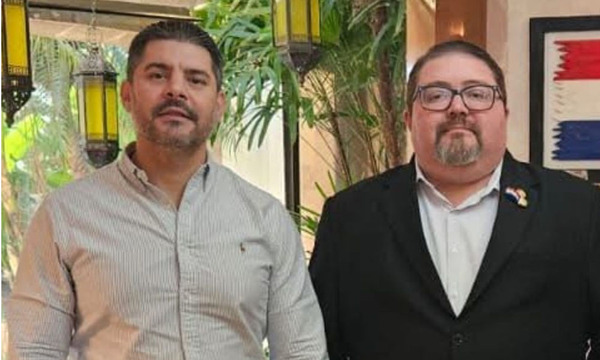Derlis Rodríguez saluda a Nenecho y califica como “excelente” su gestión pese a pedido de intervención - OviedoPress