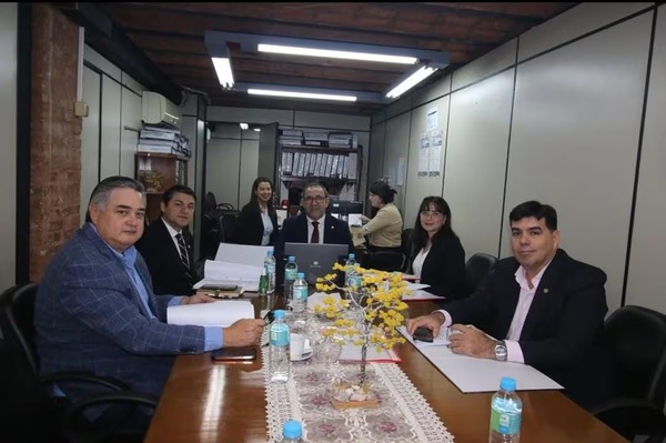 Diputados cita a contralor por intervención a Asunción y Ciudad del Este - ADN Digital