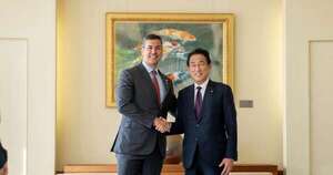 La Nación / Peña y exprimer ministro de Japón refuerzan lazos de cooperación