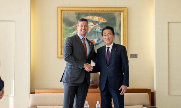 Peña se reunió con Kishida y rindió homenaje a víctimas de Hiroshima