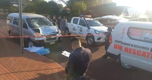 La Nación / Tragedia en Bella Vista: mujer de 73 años muere atropellada por un minibús