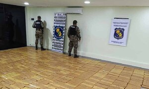 Incautan 1.354 kilos de marihuana prensada en Pedro Juan Caballero – Prensa 5