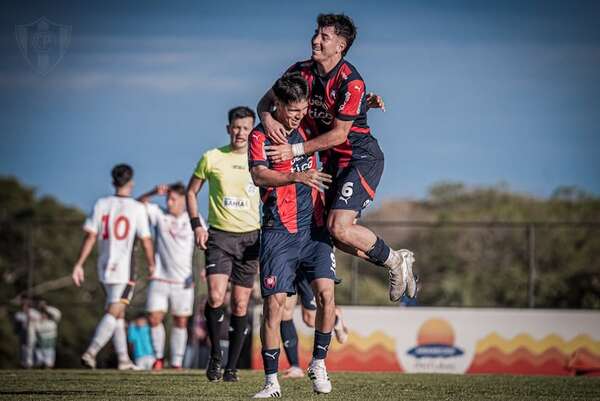 Cerro Porteño, firme en la cima de la Categoría Reserva - Fútbol - ABC Color