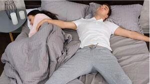 “Mi marido sonámbulo quiere arreglar la tele de madrugada”