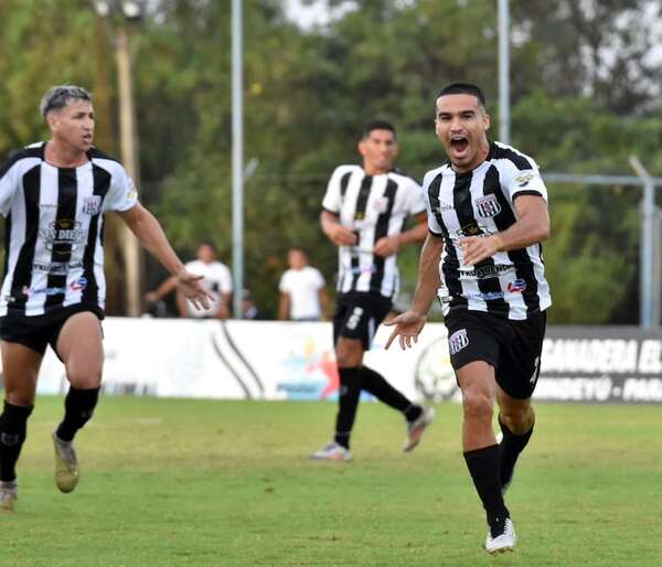 Santaní toma respiro en el Tapiracuái - Fútbol de Intermedia - ABC Color