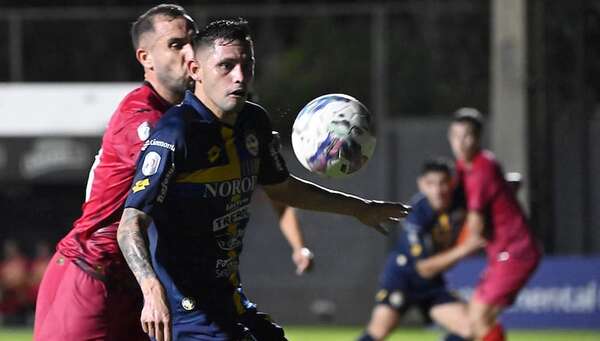 Trinidense 2-Nacional 0: Los puntos se quedan en Trinidad - Fútbol - ABC Color
