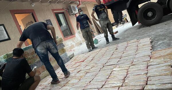 La Nación / Minga Porã: piden juicio en proceso a camionero detenido con 1.300 kilos de marihuana